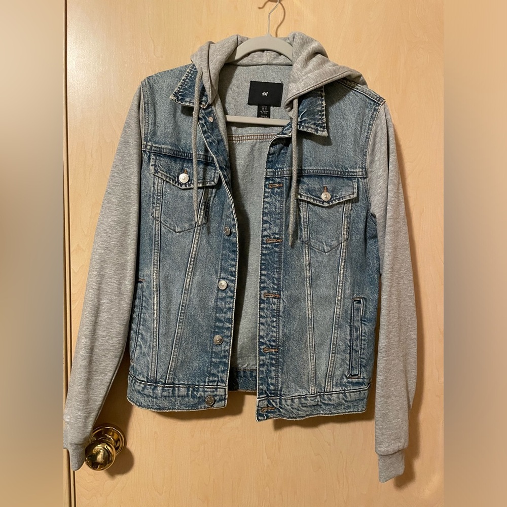 Men’s Jean Jacket with hoody